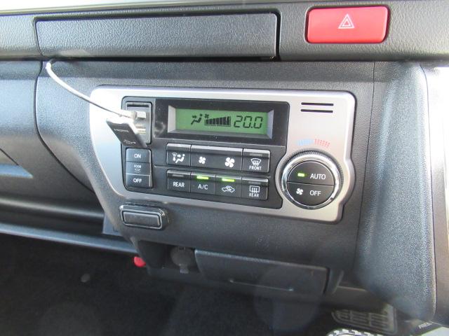ハイエースワゴン ＧＬ　純正ＳＤナビ　フルセグ　パノラビックビューモニター　Ｂｌｕｅｔｏｏｔｈ　スマートキー　パワースライド　デジタルインナーミラー　ＬＥＤヘッドライト　フォグ　プリクラッシュセーフティ　１０人乗　１オーナー（24枚目）