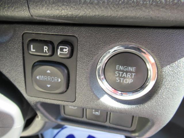 ハイエースワゴン ＧＬ　純正ＳＤナビ　フルセグ　パノラビックビューモニター　Ｂｌｕｅｔｏｏｔｈ　スマートキー　パワースライド　デジタルインナーミラー　ＬＥＤヘッドライト　フォグ　プリクラッシュセーフティ　１０人乗　１オーナー（32枚目）