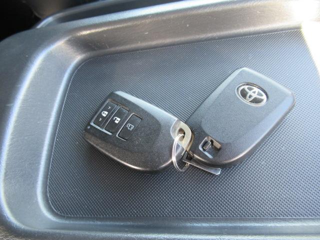 ハイエースワゴン ＧＬ　純正ＳＤナビ　フルセグ　パノラビックビューモニター　Ｂｌｕｅｔｏｏｔｈ　スマートキー　パワースライド　デジタルインナーミラー　ＬＥＤヘッドライト　フォグ　プリクラッシュセーフティ　１０人乗　１オーナー（35枚目）