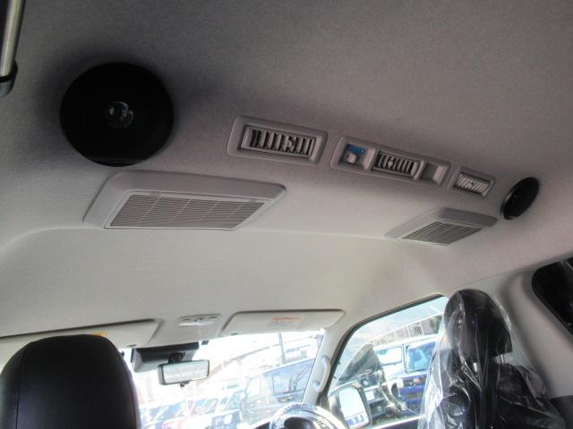 ハイエースワゴン ＧＬ　純正ＳＤナビ　フルセグ　パノラビックビューモニター　Ｂｌｕｅｔｏｏｔｈ　スマートキー　パワースライド　デジタルインナーミラー　ＬＥＤヘッドライト　フォグ　プリクラッシュセーフティ　１０人乗　１オーナー（38枚目）