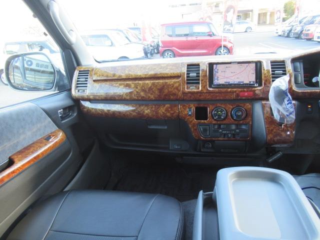 TOYOTA REGIUS ACE VAN LONG SUPER GL