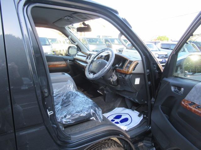 TOYOTA REGIUS ACE VAN LONG SUPER GL