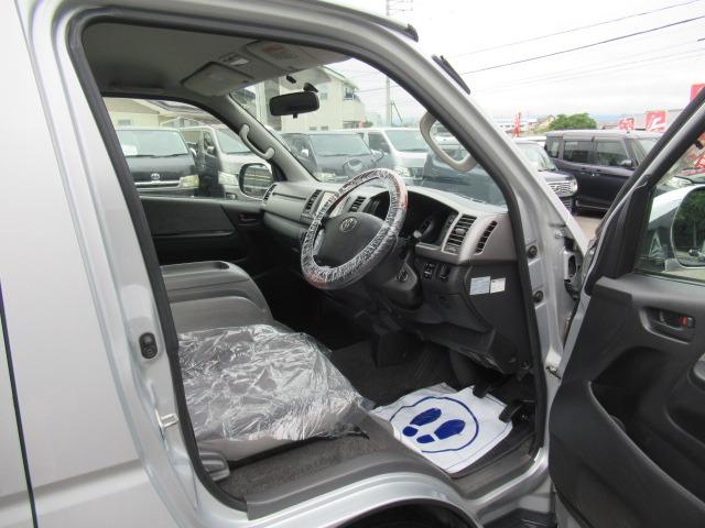 TOYOTA REGIUS ACE VAN LONG SUPER GL