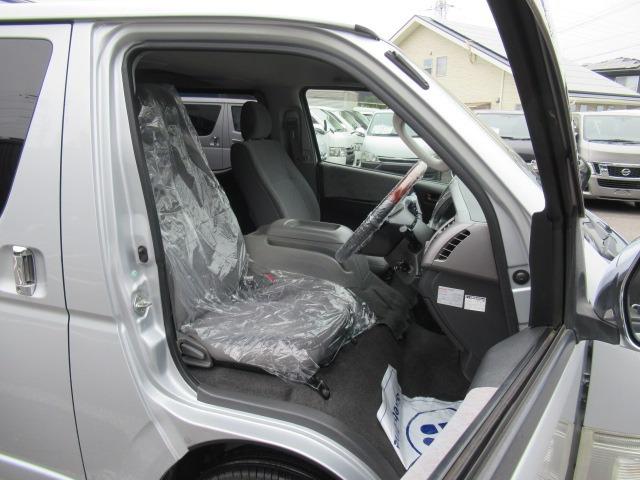 TOYOTA REGIUS ACE VAN LONG SUPER GL