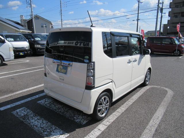 N-BOX G SSパッケージ 社外SDナビ 地デジTV Bカメラ スマートキー プッシュスタート オートエアコン 両側パワースライド 横滑り防止装置 純正14インチAW ウインカーミラー タイミングチェーン 車検2年 OBD診断済(10枚目)