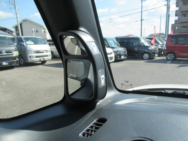 N-BOX G SSパッケージ 社外SDナビ 地デジTV Bカメラ スマートキー プッシュスタート オートエアコン 両側パワースライド 横滑り防止装置 純正14インチAW ウインカーミラー タイミングチェーン 車検2年 OBD診断済(26枚目)