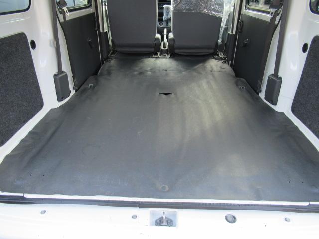 ハイゼットカーゴ スペシャル　純正ＡＭ／ＦＭラジオ　ハイルーフ　集中ドアロック　Ｗエアバック　ＥＴＣ　プライバシーガラス　タイミングチェーン　乗車定員２／４人　積載量３５０／２５０ｋｇ　車検２年付　ＯＢＤ診断済み（42枚目）