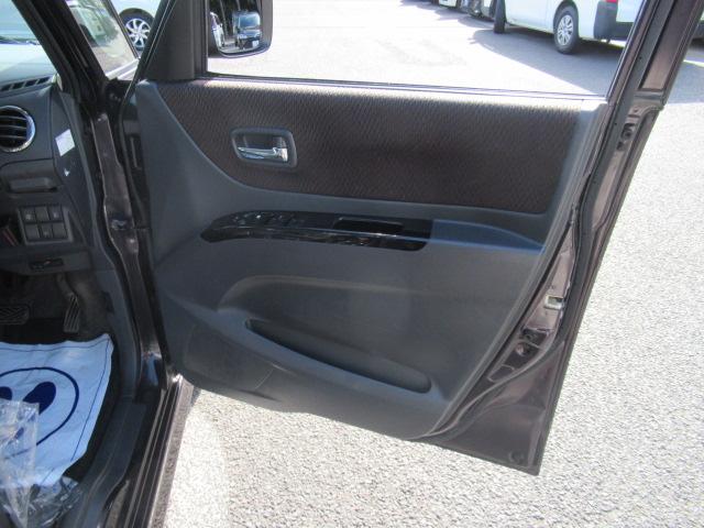 ルークス ハイウェイスターターボ　リミテッド　純正ＳＤナビ　地デジＴＶ　Ｂカメラ　インテリキー　プッシュスタート　オートエアコン　両側パワースライド　ＥＴＣ　ディスチャージ　フォグ　社外１４インチＡＷ　ウインカーミラー　車検２年付　ＯＢＤ診断済（33枚目）