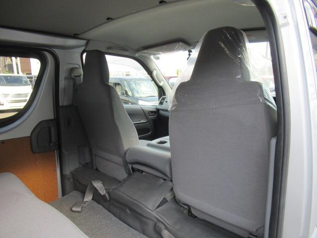 ハイエースバン ロングDX 走行4万キロ台 Bluetooth対応フルセグナビ バックカメラ ETC ドライブレコーダー 積載量1000キロ 両側スライドドア 集中ドアロック 1オーナー車 6人乗り 車検整備 保証付き(37枚目)