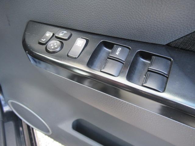 ワゴンＲスティングレー Ｘ　社外ＳＤナビ　地デジＴＶ　スマートキー　プッシュスタート　オートエアコン　ディスチャージ　フォグ　純正１４インチＡＷ　電動格納ミラー　タイミングチェーン　車検Ｒ８年５月　ＯＢＤ診断済　修復歴無し（26枚目）