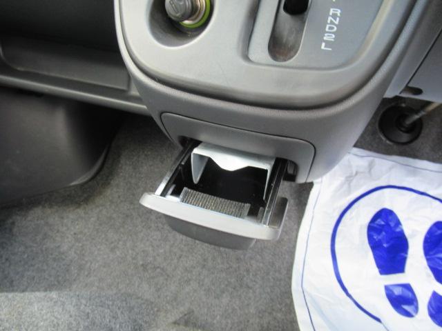 ハイゼットカーゴ クルーズ　純正ＡＭ／ＦＭラジオ　キーレス　パートタイム４ＷＤ　ハイルーフ　電動格納ミラー　プライバシーガラス　タイミングチェーン　乗車定員２／４人　積載量３５０／２５０ｋｇ　車検Ｒ８年１１月　ＯＢＤ診断済（20枚目）