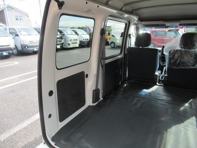 ハイゼットカーゴ クルーズ　純正ＡＭ／ＦＭラジオ　キーレス　パートタイム４ＷＤ　ハイルーフ　電動格納ミラー　プライバシーガラス　タイミングチェーン　乗車定員２／４人　積載量３５０／２５０ｋｇ　車検Ｒ８年１１月　ＯＢＤ診断済（43枚目）