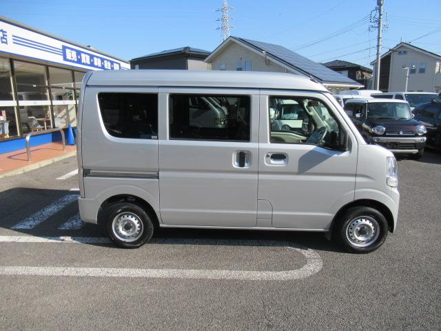 ＮＶ１００クリッパーバン ＤＸ　ＡＭ／ＦＭラジオ　キーレスキー　ハイルーフ　ＥＴＣ　プライバシーガラス　５ＡＧＳ　２ｎｄ発進　タイミングチェーン　乗車定員２／４人　積載量３５０／２５０ｋｇ　車検２年付　ＯＢＤ診断済　修復歴無し（9枚目）