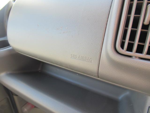 ＮＶ１００クリッパーバン ＤＸ　ＡＭ／ＦＭラジオ　キーレスキー　ハイルーフ　ＥＴＣ　プライバシーガラス　５ＡＧＳ　２ｎｄ発進　タイミングチェーン　乗車定員２／４人　積載量３５０／２５０ｋｇ　車検２年付　ＯＢＤ診断済　修復歴無し（20枚目）