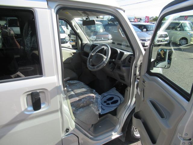 ＮＶ１００クリッパーバン ＤＸ　ＡＭ／ＦＭラジオ　キーレスキー　ハイルーフ　ＥＴＣ　プライバシーガラス　５ＡＧＳ　２ｎｄ発進　タイミングチェーン　乗車定員２／４人　積載量３５０／２５０ｋｇ　車検２年付　ＯＢＤ診断済　修復歴無し（28枚目）