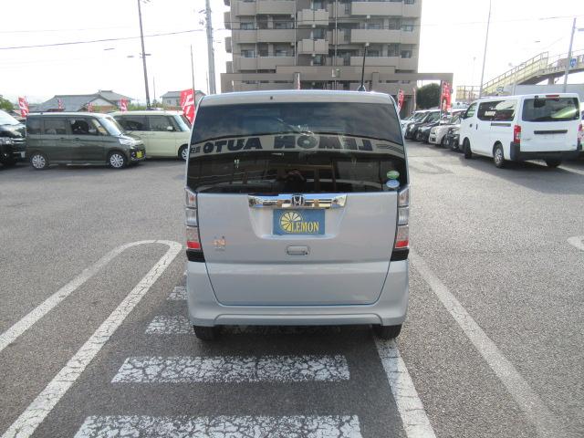 Ｎ－ＢＯＸ Ｇ　ＳＳパッケージ　スマートキー　プッシュスタート　オートエアコン　両側パワースライド　ＥＴＣ　横滑り防止装置　アイドリングストップ　純正１４インチＡＷ　ウインカーミラー　タイミングチェーン　車検２年付　ＯＢＤ診断済（11枚目）