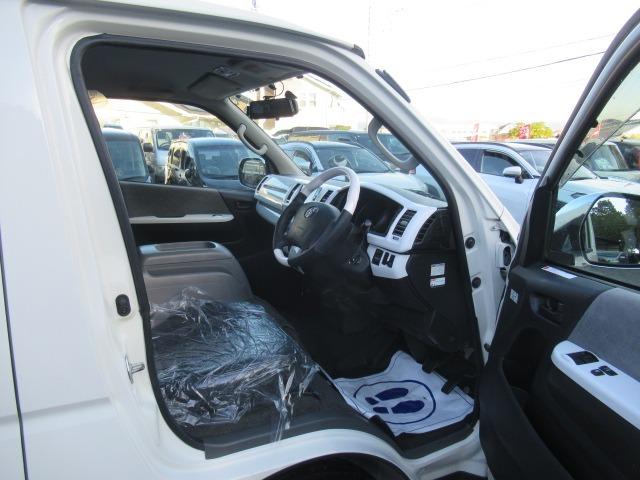 ハイエースバン ロングスーパーGL 3.0リッターディーゼルターボ NOX適合車 Bluetooth対応ナビ バックカメラ ドラレコ機能付きデジタルインナーミラー キーレス シートカバー ガングリップステアリング 車検整備 保証付き(38枚目)