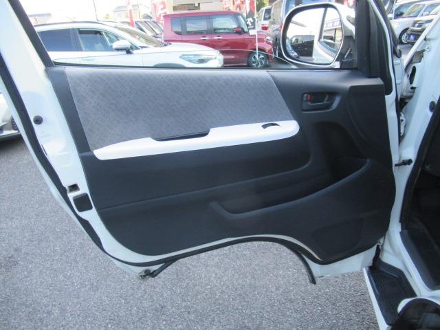 ハイエースバン ロングスーパーGL 3.0リッターディーゼルターボ NOX適合車 Bluetooth対応ナビ バックカメラ ドラレコ機能付きデジタルインナーミラー キーレス シートカバー ガングリップステアリング 車検整備 保証付き(43枚目)