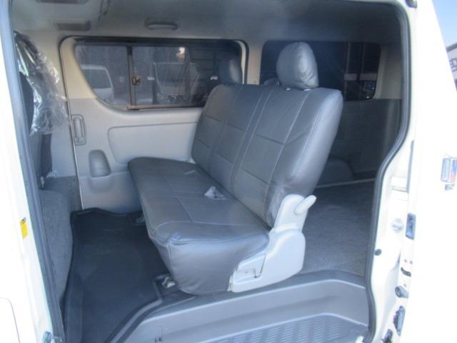 ハイエースバン ロングスーパーGL 3.0リッターディーゼルターボ NOX適合車 Bluetooth対応ナビ バックカメラ ドラレコ機能付きデジタルインナーミラー キーレス シートカバー ガングリップステアリング 車検整備 保証付き(48枚目)