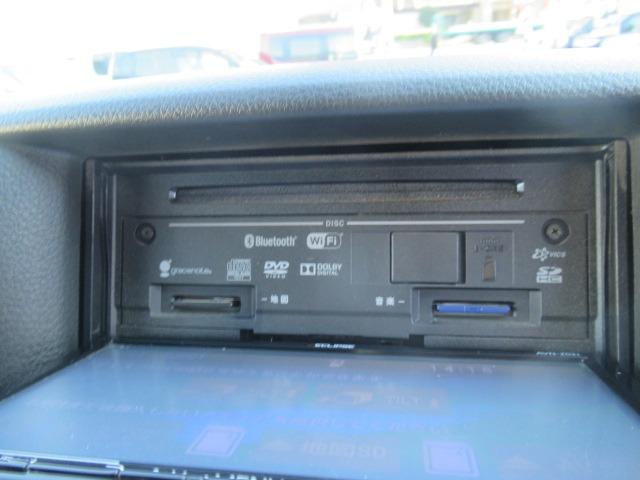 ＮＶ３５０キャラバンバン ロングプレＧＸターボクロムギアパックバージョンブラク　２．５リッターディーゼルターボ　ＮＯＸ適合車　Ｂｌｕｅｔｏｏｔｈ対応フルセグナビ　ＥＴＣ　バックカメラ　スマートキープッシュスタート　電動格納式ドアミラー　Ｗエアコン　Ｒヒーター　純正ＡＷ車検整備保証（22枚目）