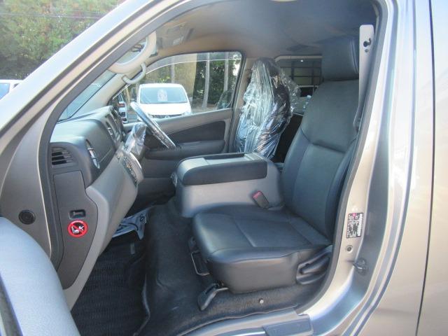 ＮＶ３５０キャラバンバン ロングプレＧＸターボクロムギアパックバージョンブラク　２．５リッターディーゼルターボ　ＮＯＸ適合車　Ｂｌｕｅｔｏｏｔｈ対応フルセグナビ　ＥＴＣ　バックカメラ　スマートキープッシュスタート　電動格納式ドアミラー　Ｗエアコン　Ｒヒーター　純正ＡＷ車検整備保証（43枚目）