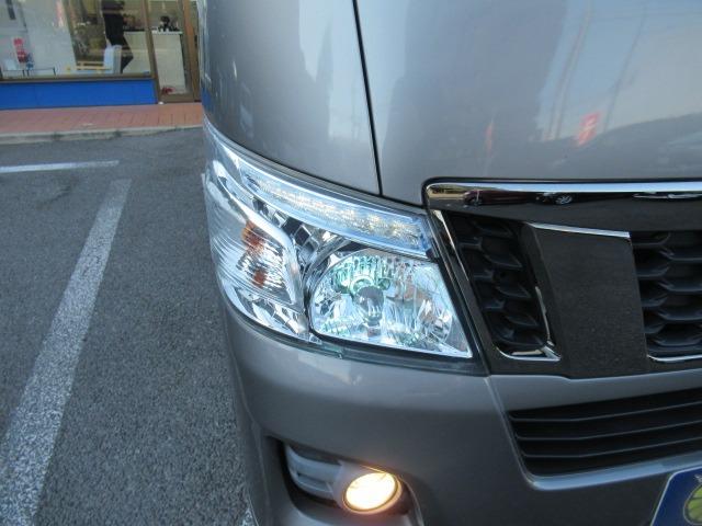 ＮＶ３５０キャラバンバン ロングプレＧＸターボクロムギアパックバージョンブラク　２．５リッターディーゼルターボ　ＮＯＸ適合車　Ｂｌｕｅｔｏｏｔｈ対応フルセグナビ　ＥＴＣ　バックカメラ　スマートキープッシュスタート　電動格納式ドアミラー　Ｗエアコン　Ｒヒーター　純正ＡＷ車検整備保証（56枚目）