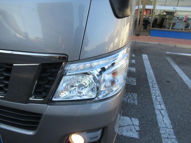 ＮＶ３５０キャラバンバン ロングプレＧＸターボクロムギアパックバージョンブラク　２．５リッターディーゼルターボ　ＮＯＸ適合車　Ｂｌｕｅｔｏｏｔｈ対応フルセグナビ　ＥＴＣ　バックカメラ　スマートキープッシュスタート　電動格納式ドアミラー　Ｗエアコン　Ｒヒーター　純正ＡＷ車検整備保証（57枚目）