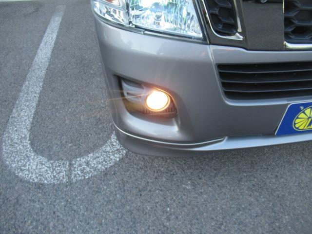 ＮＶ３５０キャラバンバン ロングプレＧＸターボクロムギアパックバージョンブラク　２．５リッターディーゼルターボ　ＮＯＸ適合車　Ｂｌｕｅｔｏｏｔｈ対応フルセグナビ　ＥＴＣ　バックカメラ　スマートキープッシュスタート　電動格納式ドアミラー　Ｗエアコン　Ｒヒーター　純正ＡＷ車検整備保証（58枚目）