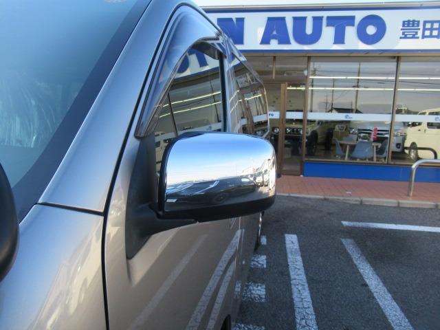 ＮＶ３５０キャラバンバン ロングプレＧＸターボクロムギアパックバージョンブラク　２．５リッターディーゼルターボ　ＮＯＸ適合車　Ｂｌｕｅｔｏｏｔｈ対応フルセグナビ　ＥＴＣ　バックカメラ　スマートキープッシュスタート　電動格納式ドアミラー　Ｗエアコン　Ｒヒーター　純正ＡＷ車検整備保証（65枚目）