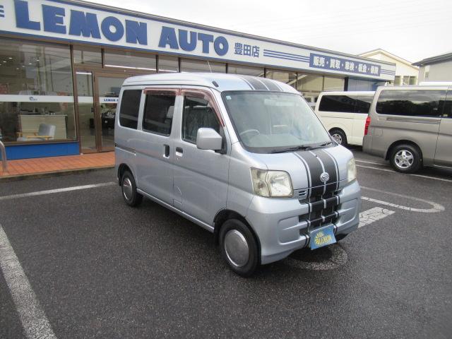 ハイゼットカーゴ クルーズ　社外ＳＤナビ　フルセグ　ハイルーフ　集中ドアロック　Ｗエアバック　全席ＰＷ　電動格納ミラー　ＥＴＣ　タイミングチェーン　乗車定員２／４人　積載量３５０／２５０ｋｇ　車検Ｒ８年１２月迄（8枚目）