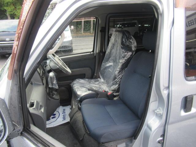 ハイゼットカーゴ クルーズ　社外ＳＤナビ　フルセグ　ハイルーフ　集中ドアロック　Ｗエアバック　全席ＰＷ　電動格納ミラー　ＥＴＣ　タイミングチェーン　乗車定員２／４人　積載量３５０／２５０ｋｇ　車検Ｒ８年１２月迄（31枚目）