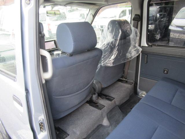 ハイゼットカーゴ クルーズ　社外ＳＤナビ　フルセグ　ハイルーフ　集中ドアロック　Ｗエアバック　全席ＰＷ　電動格納ミラー　ＥＴＣ　タイミングチェーン　乗車定員２／４人　積載量３５０／２５０ｋｇ　車検Ｒ８年１２月迄（36枚目）
