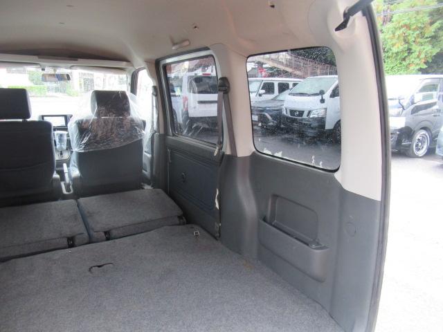 ハイゼットカーゴ クルーズ　社外ＳＤナビ　フルセグ　ハイルーフ　集中ドアロック　Ｗエアバック　全席ＰＷ　電動格納ミラー　ＥＴＣ　タイミングチェーン　乗車定員２／４人　積載量３５０／２５０ｋｇ　車検Ｒ８年１２月迄（43枚目）