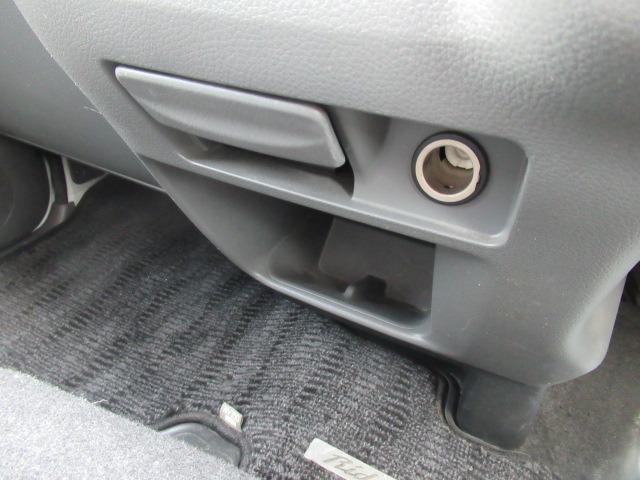 ＮＶ３５０キャラバンバン ロングライダープレミアムＧＸターボ　Ｂｌｕｅｔｏｏｔｈ対応フルセグナビ　バックカメラ　ＥＴＣ　スマートキー　プッシュスタート　タイミングチェーン電動格納式ドアミラー両側スライドドア　Ｗエアコン　Ｒヒーター　キセノンライト　車検整備保証付（24枚目）