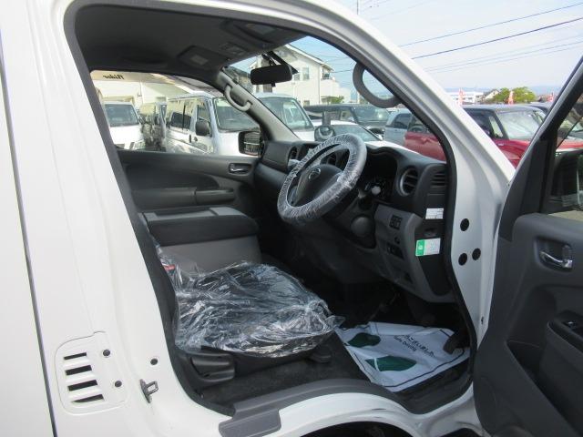 ＮＶ３５０キャラバンバン ロングライダープレミアムＧＸターボ　Ｂｌｕｅｔｏｏｔｈ対応フルセグナビ　バックカメラ　ＥＴＣ　スマートキー　プッシュスタート　タイミングチェーン電動格納式ドアミラー両側スライドドア　Ｗエアコン　Ｒヒーター　キセノンライト　車検整備保証付（38枚目）