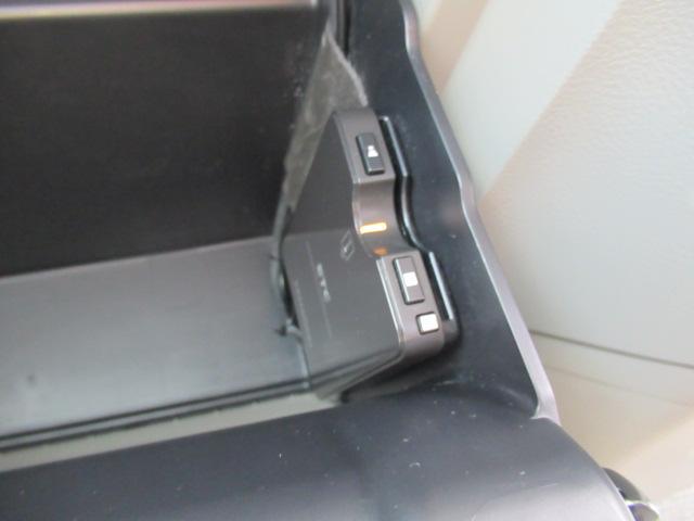 スペーシア X 社外SDナビ フルセグ Bカメラ 4WD スマートキー デュアルブレーキサポート パワースライド ETC ディスチャージ 前席シートヒーター タイミングチェーン 車検2年付 OBD診断済 リア修復歴(29枚目)