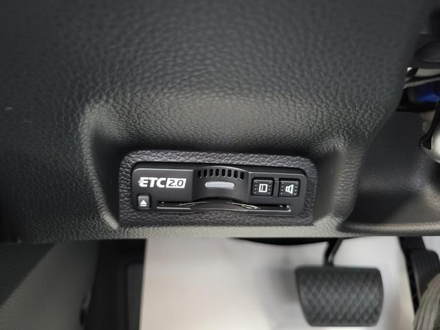 ヴェゼル ｅ：ＨＥＶＺ　Ｈｏｎｄａ　ＣＯＮＮＥＣＴディスプレー　Ｂｌｕｅｔｏｏｔｈ接続　ＥＴＣ２．０　ワイヤレス充電器　運転席＆助手席シートヒーター　パワーテールゲート　ブラインドスポットインフォメーション（6枚目）