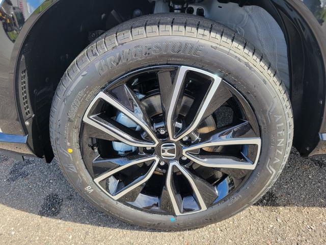 ヴェゼル ｅ：ＨＥＶＺ　Ｈｏｎｄａ　ＣＯＮＮＥＣＴディスプレー　Ｂｌｕｅｔｏｏｔｈ接続　ＥＴＣ２．０　ワイヤレス充電器　運転席＆助手席シートヒーター　パワーテールゲート　ブラインドスポットインフォメーション（45枚目）