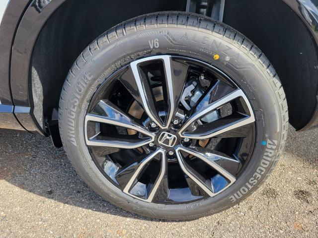 ヴェゼル ｅ：ＨＥＶＺ　Ｈｏｎｄａ　ＣＯＮＮＥＣＴディスプレー　Ｂｌｕｅｔｏｏｔｈ接続　ＥＴＣ２．０　ワイヤレス充電器　運転席＆助手席シートヒーター　パワーテールゲート　ブラインドスポットインフォメーション（46枚目）