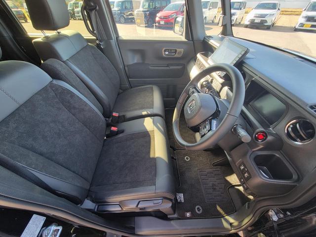 Ｎ－ＢＯＸカスタム ターボ　９インチＨｏｎｄａＣＯＮＮＥＣＴナビ　Ｂｌｕｅｔｏｏｔｈ接続　ＬＥＤフォグライト　純正音声ＥＴＣ　運転席＆助手席シートヒーター　オートリトラミラー　両側パワースライドドア　革巻ステアリング（16枚目）