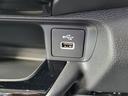 ｅ：ＨＥＶＺ　Ｈｏｎｄａ　ＣＯＮＮＥＣＴディスプレー　Ｂｌｕｅｔｏｏｔｈ接続　ＥＴＣ２．０　ワイヤレス充電器　運転席＆助手席シートヒーター　パワーテールゲート　ブラインドスポットインフォメーション（24枚目）