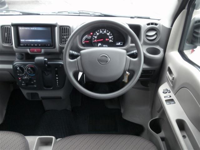 ＮＶ１００クリッパーバン ＤＸ　ＧＬセーフティパッケージ　ハイルーフ　４ＡＴ　ナビ・衝突軽減ブレーキ・車線逸脱・ＥＴＣ・キーレス・横滑り防止・ＡＢＳ・バックカメラ・コーナーセンサー・オートライト・オートハイビーム・電格ミラー・セキュリティ・Ｂｌｕｅｔｏｏｔｈ（8枚目）