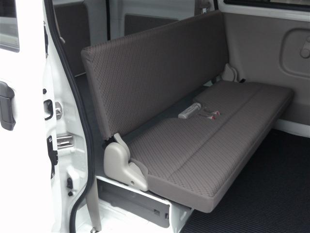ＮＶ１００クリッパーバン ＤＸ　ＧＬセーフティパッケージ　ハイルーフ　４ＡＴ　ナビ・衝突軽減ブレーキ・車線逸脱・ＥＴＣ・キーレス・横滑り防止・ＡＢＳ・バックカメラ・コーナーセンサー・オートライト・オートハイビーム・電格ミラー・セキュリティ・Ｂｌｕｅｔｏｏｔｈ（30枚目）