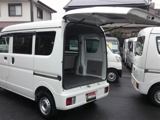 ＮＶ１００クリッパーバン ＤＸ　ＧＬセーフティパッケージ　ハイルーフ　４ＡＴ　ナビ・衝突軽減ブレーキ・車線逸脱・ＥＴＣ・キーレス・横滑り防止・ＡＢＳ・バックカメラ・コーナーセンサー・オートライト・オートハイビーム・電格ミラー・セキュリティ・Ｂｌｕｅｔｏｏｔｈ（39枚目）