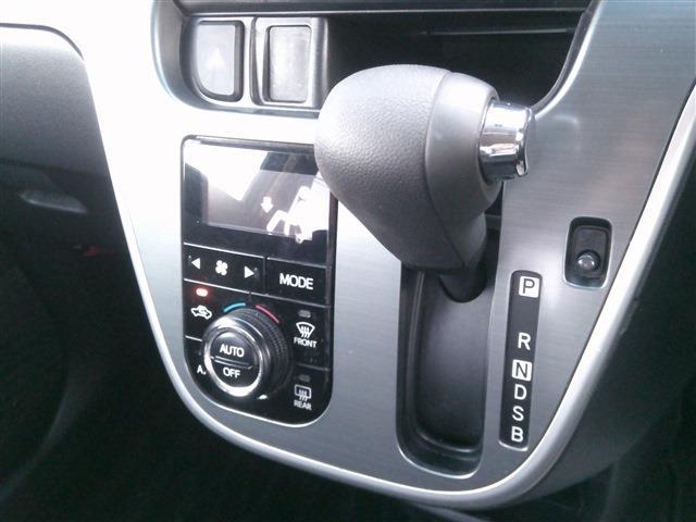 ムーヴ カスタム　Ｘ　ＳＡ　純正ナビ＆フルセグＴＶ・スマートキー・バックカメラ・ＥＴＣ・横滑り防止・衝突軽減ブレーキ・アイドリングストップ・Ｐスタート・ウインカーミラー・Ｂｌｕｅｔｏｏｔｈ・ＣＤ・ＤＶＤ再生可・電格ミラー・ベンチ（12枚目）