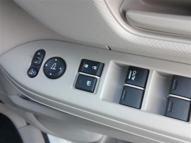 Ｎ－ＢＯＸ Ｇホンダセンシング　Ｇａｔｈｅｒｓ純正ナビ・バックカメラ・スマートキー・ＥＴＣ・ＬＥＤヘッド・衝突軽減・車線逸脱・オートライト・オートハイビーム・Ｐスタート・セキュリティ・Ｂｌｕｅｔｏｏｔｈ・ＣＤ・電格ミラー・ベンチ（25枚目）