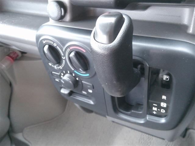 エブリイ ＰＡ　ドアバイザー・集中ドアロック・両側スライドドア・エアコン・パワーステアリング・ダブルエアバッグ・ＡＭ／ＦＭラジオ・レベライザー・取扱説明書・・（6枚目）