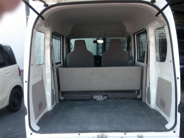 エブリイ ＰＡ　ドアバイザー・集中ドアロック・両側スライドドア・エアコン・パワーステアリング・ダブルエアバッグ・ＡＭ／ＦＭラジオ・レベライザー・取扱説明書・・（28枚目）