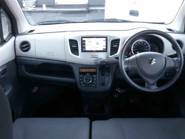 ワゴンＲ ＦＸ　レーダーブレーキサポート装着車　社外ナビ＆地デジＴＶ・横滑り防止・キーレス・社外１４インチＡＷ・ＣＤ・アイドリングストップ・セキュリティ・電格ミラー・運転席シートヒータ・Ｈ２９，Ｒ１，３，５年度記録簿（6枚目）