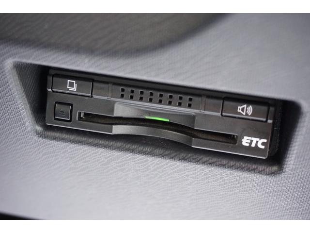 Gブラックソフトレザーセレクション ワンオーナー車両 純正エアロキット 社外17インチアルミホイール ローダウン 社外センター出しマフラー 黒革シート ECLIPSEメモリーナビ バックカメラ フルセグTV 本革巻きステアリング ETC(29枚目)
